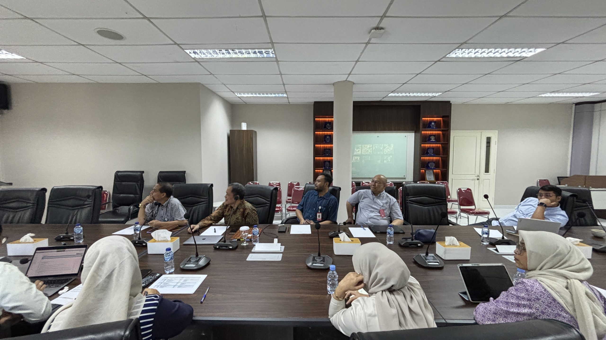 Rapat Evaluasi & Penyusunan Jadwal Ajar Semester Gasal 2025/2026 STIH Adhyaksa